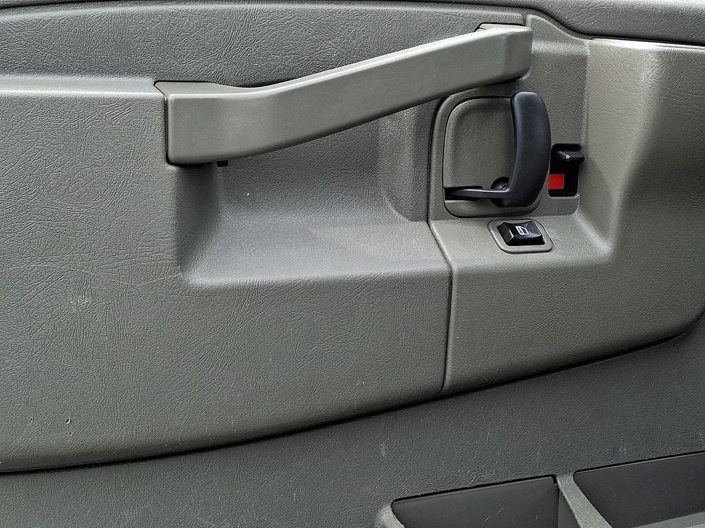 2017 GMC Savana 2500 Work Van