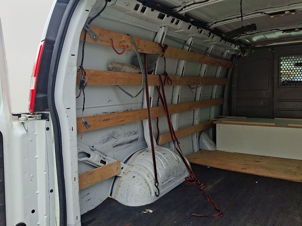 2017 GMC Savana 2500 Work Van