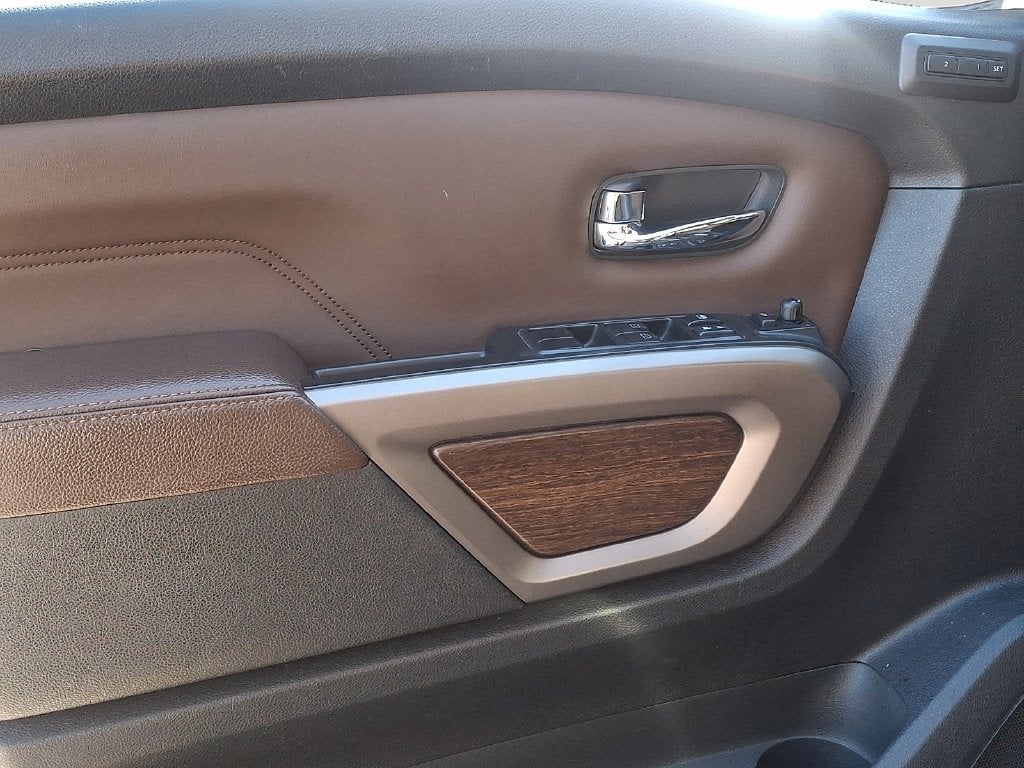 2021 Nissan Titan Platinum Reserve