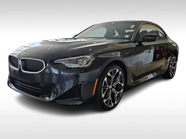 2025 BMW 2 Series 230i xDrive w/Premium Package