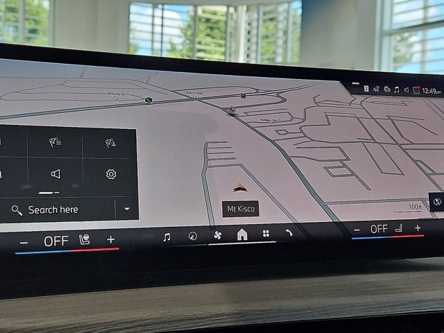 2025 BMW 2 Series 230i xDrive w/Premium Package