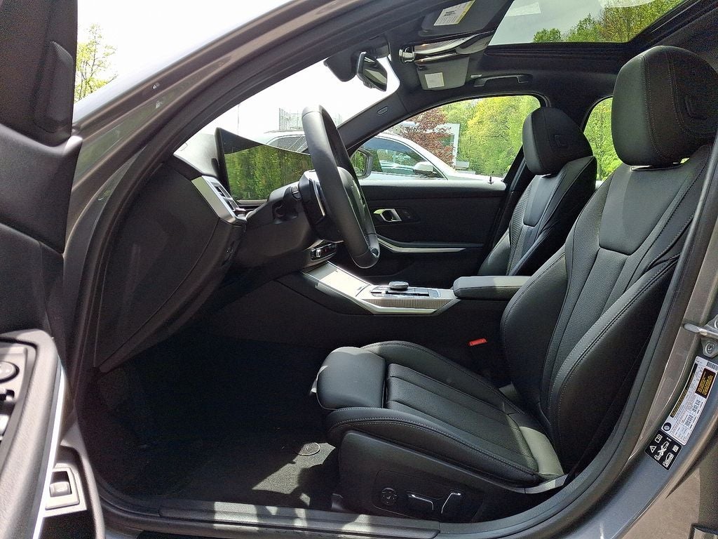 2025 BMW 3 Series 330i xDrive