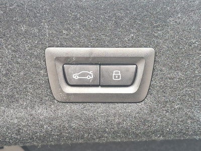 2026 BMW 3 Series 330i xDrive w/Premium Package