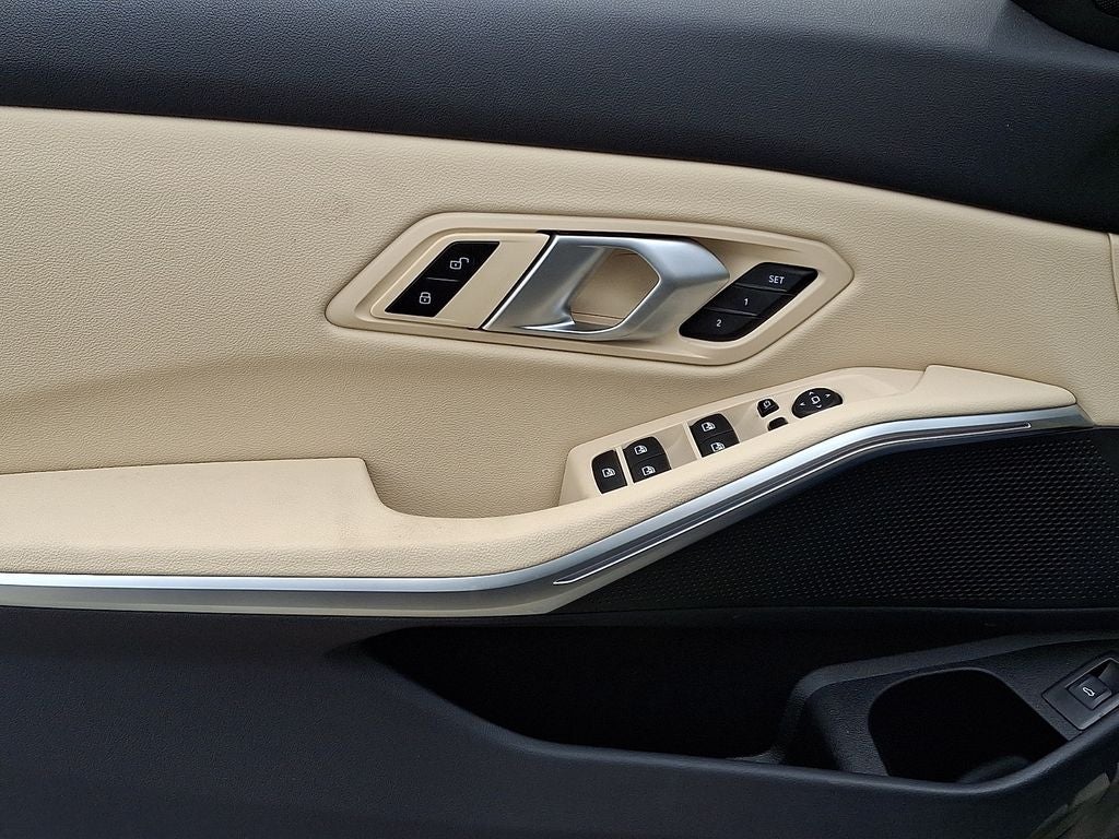 2025 BMW 3 Series 330i xDrive