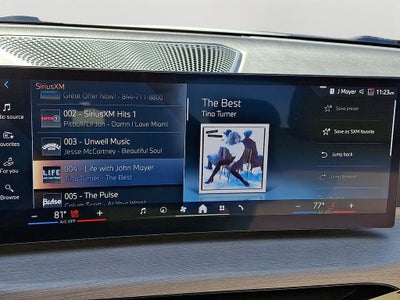 2025 BMW 3 Series 330i xDrive w/Premium Package