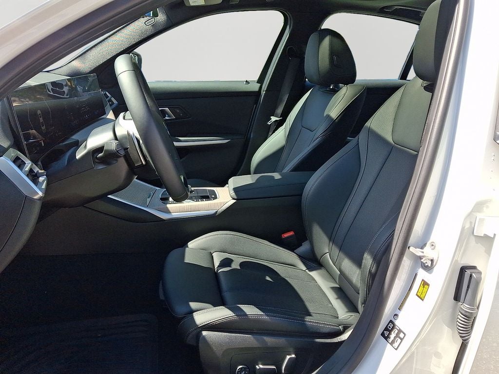 2025 BMW 3 Series 330i xDrive