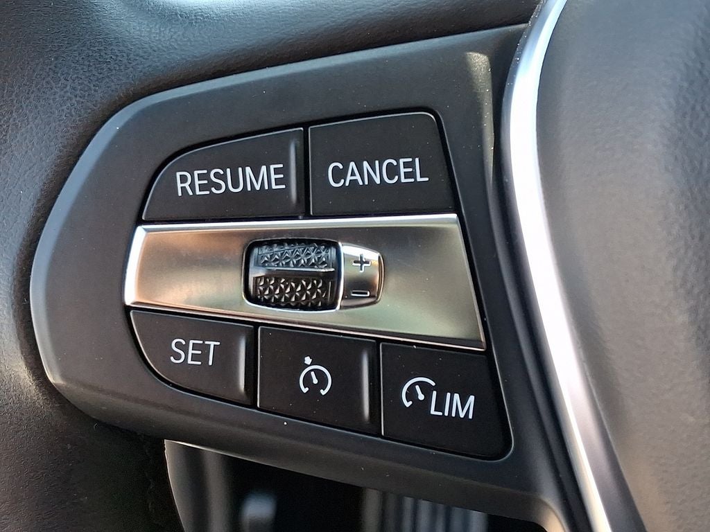 2023 BMW 3 Series 330i xDrive