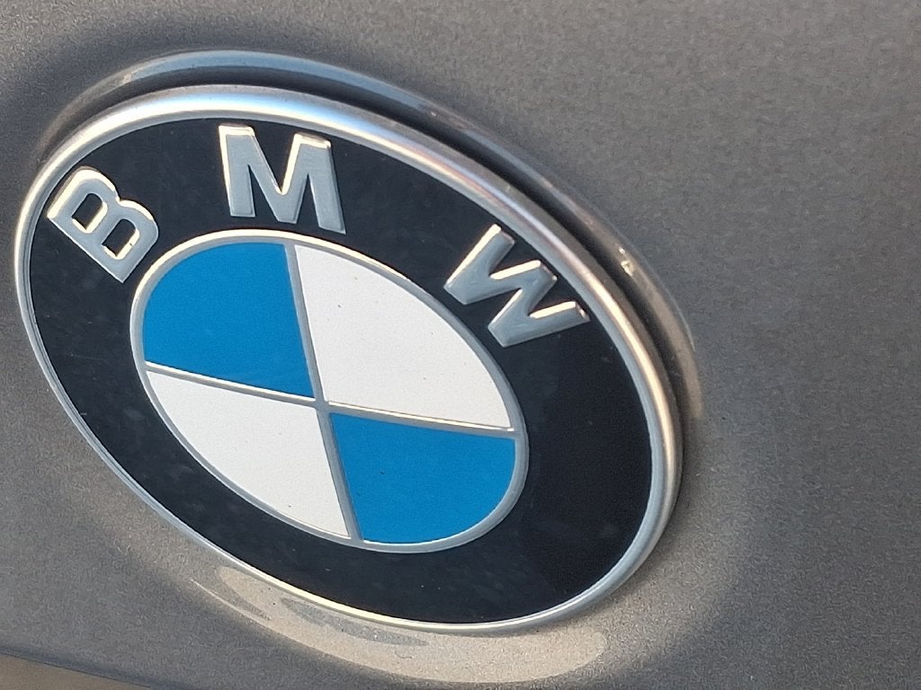 2024 BMW 3 Series 330i xDrive