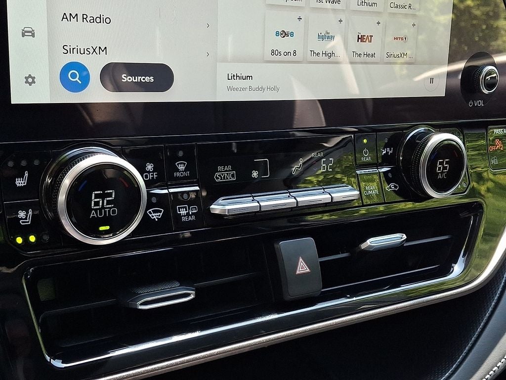 2023 Toyota Highlander Hybrid Limited