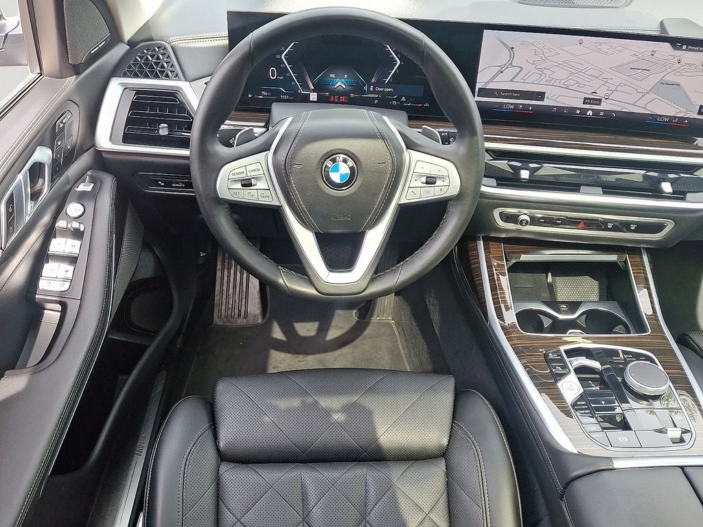 2024 BMW X7 xDrive40i w/Premium Package