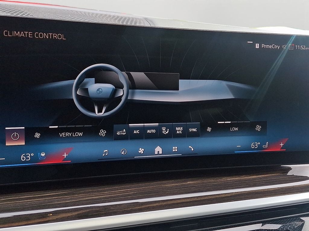 2024 BMW X7 xDrive40i w/Premium Package