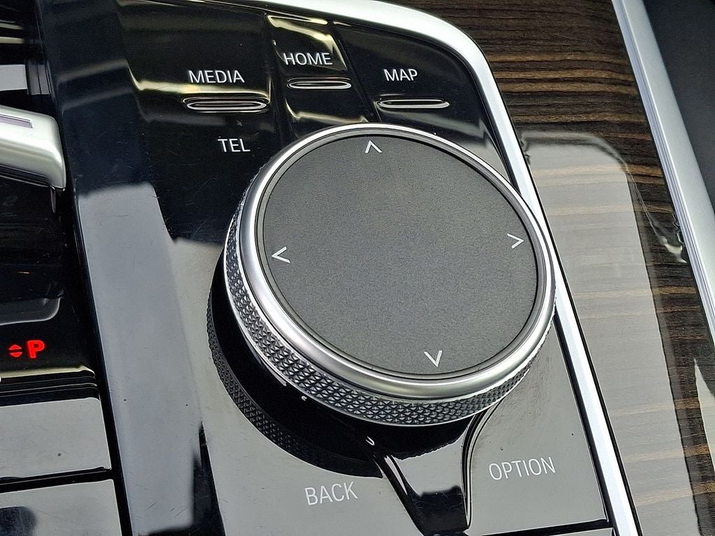 2024 BMW X7 xDrive40i w/Premium Package