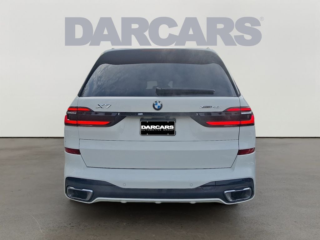 2025 BMW X7 xDrive40i