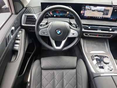 2025 BMW X7 xDrive40i