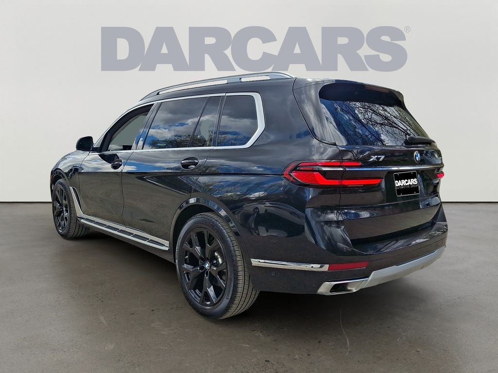 2025 BMW X7 xDrive40i