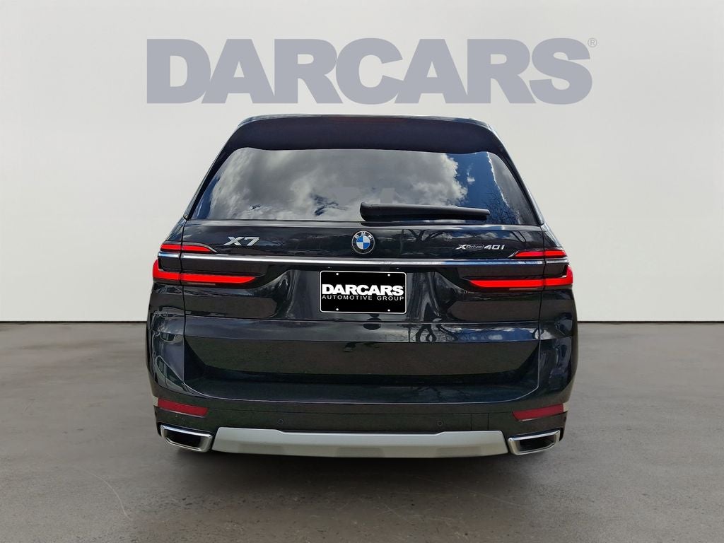 2025 BMW X7 xDrive40i