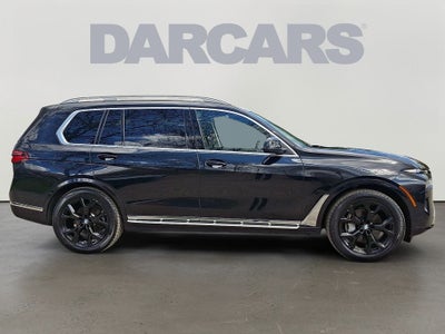 2025 BMW X7 xDrive40i