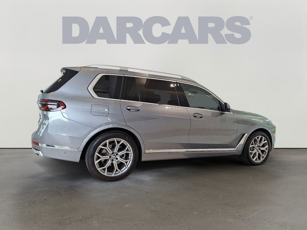 2025 BMW X7 xDrive40i