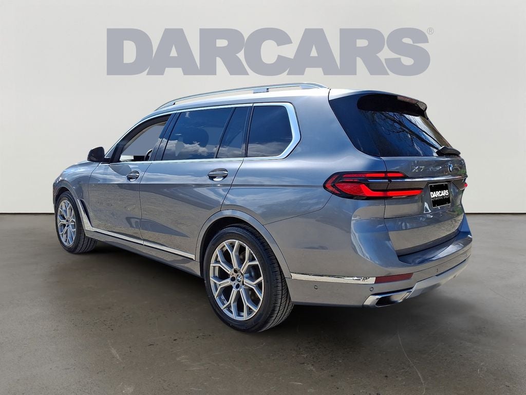 2025 BMW X7 xDrive40i