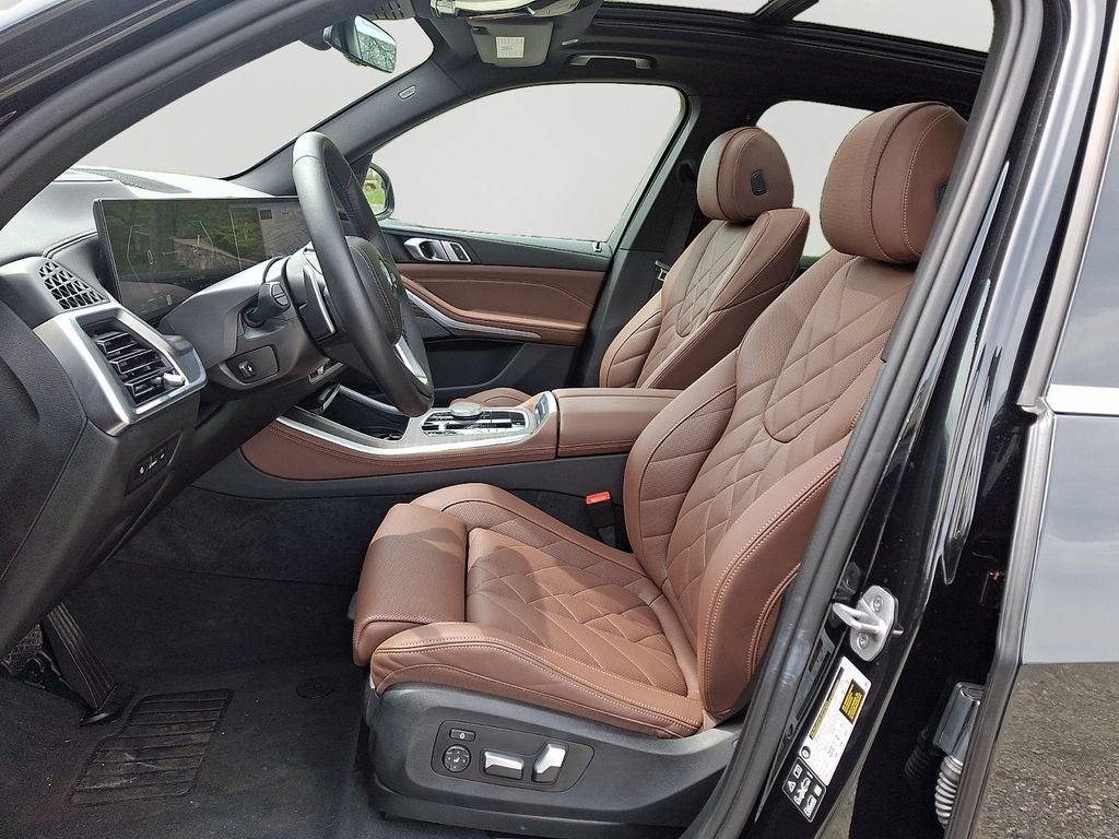 2024 BMW X5 xDrive40i w/Premium Package