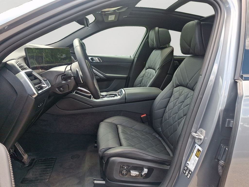 2026 BMW X6 xDrive40i w/M Sport Professional Package