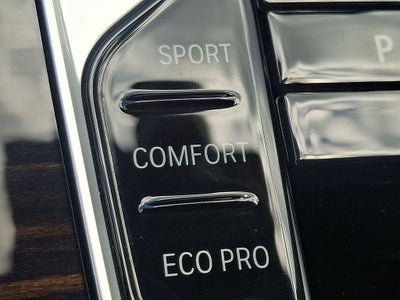 2026 BMW X6 xDrive40i w/M Sport Professional Package