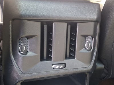 2026 BMW X3 30 xDrive w/Premium Package