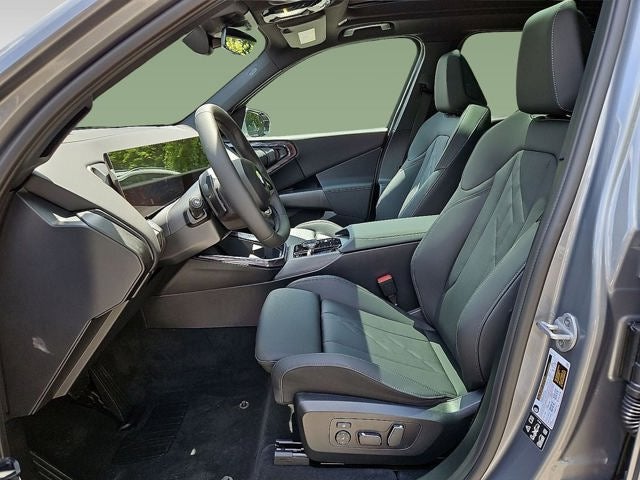 2025 BMW X3 30 xDrive w/Premium Package