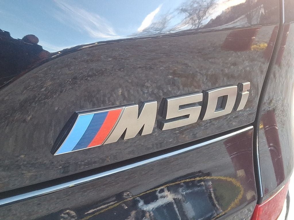 2022 BMW X5 M50i