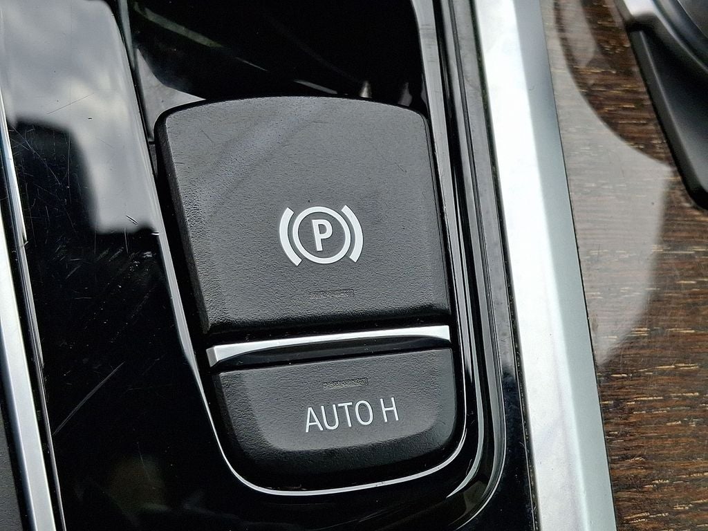 2019 BMW X3 xDrive30i w/Convenience Package & Navigation