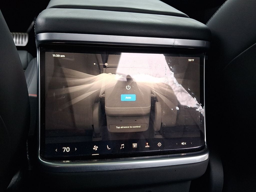 2024 Tesla Model X Base w/Navigation