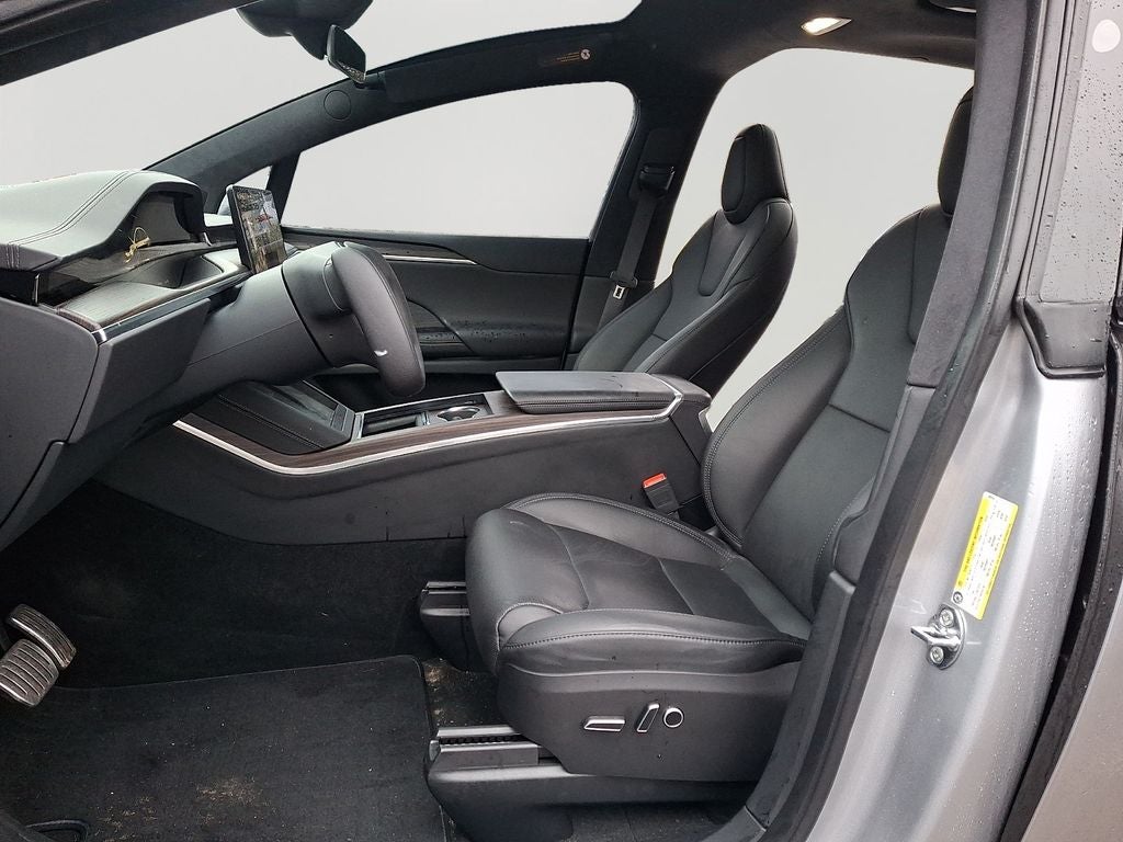 2024 Tesla Model X Base w/Navigation