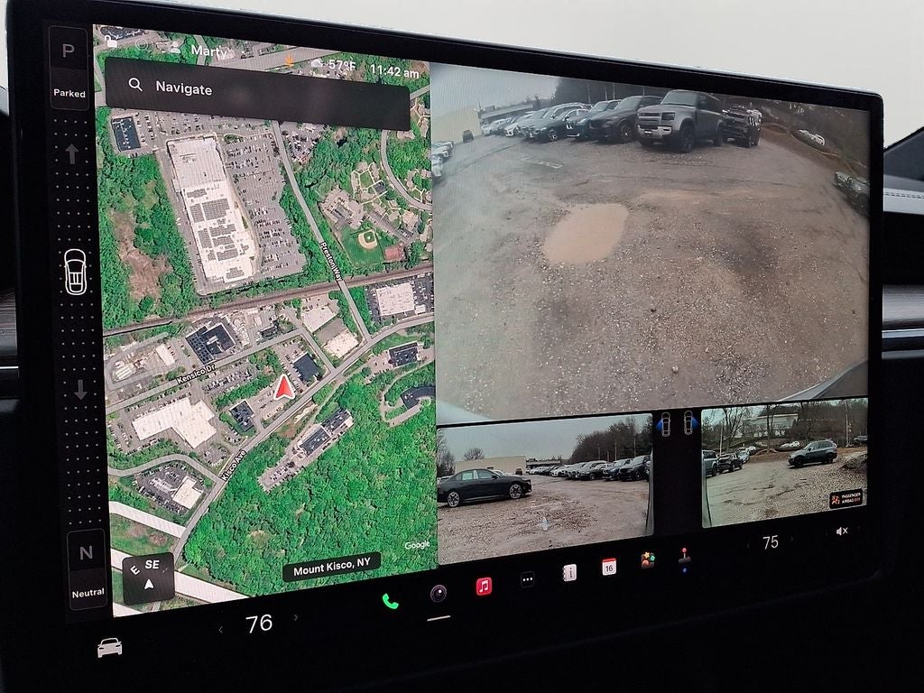 2024 Tesla Model X Base w/Navigation