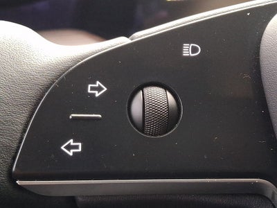 2024 Tesla Model X Base w/Navigation