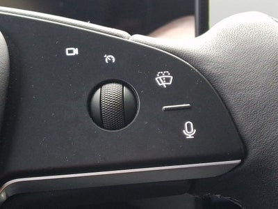 2024 Tesla Model X Base w/Navigation