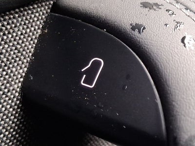 2024 Tesla Model X Base w/Navigation