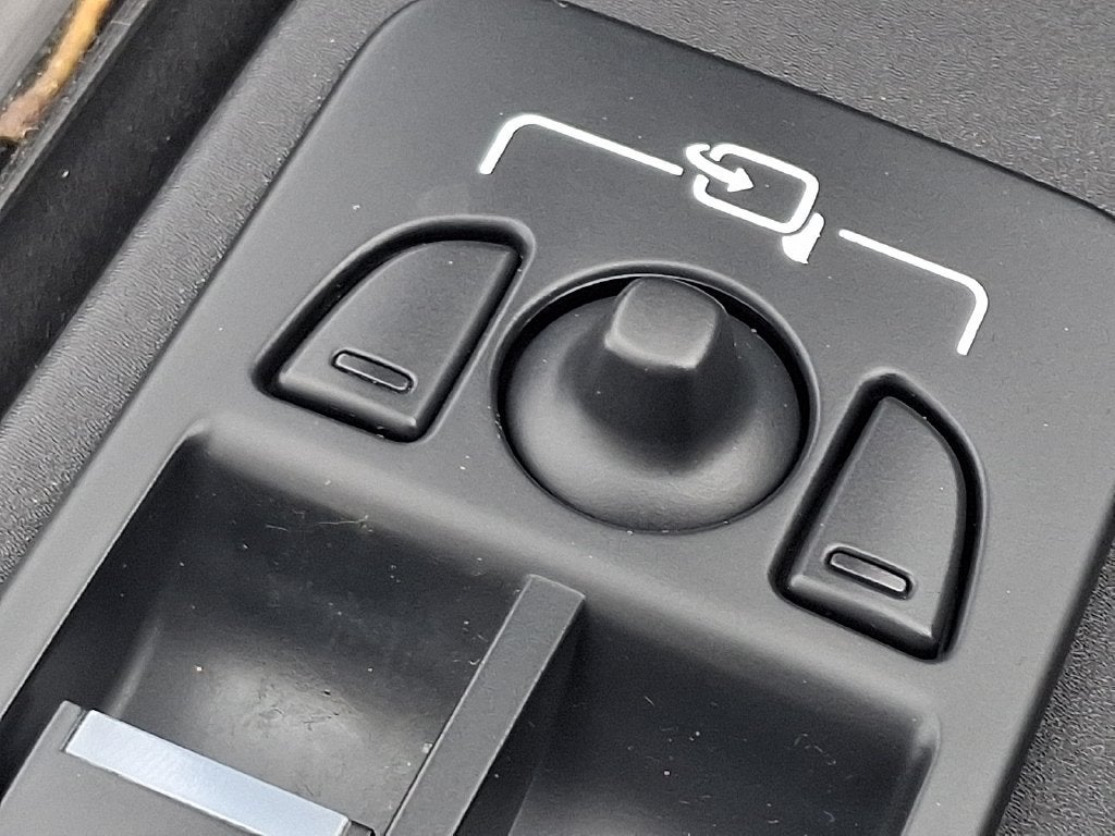 2024 Land Rover Discovery Sport S