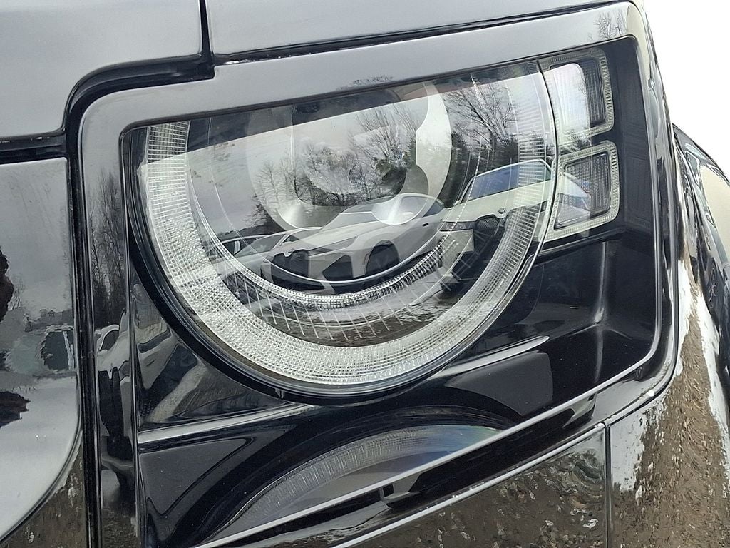 2025 Land Rover Defender 110 S