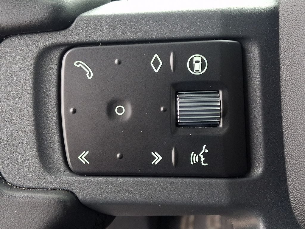 2025 Land Rover Defender 110 S