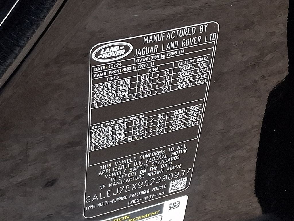 2025 Land Rover Defender 110 S