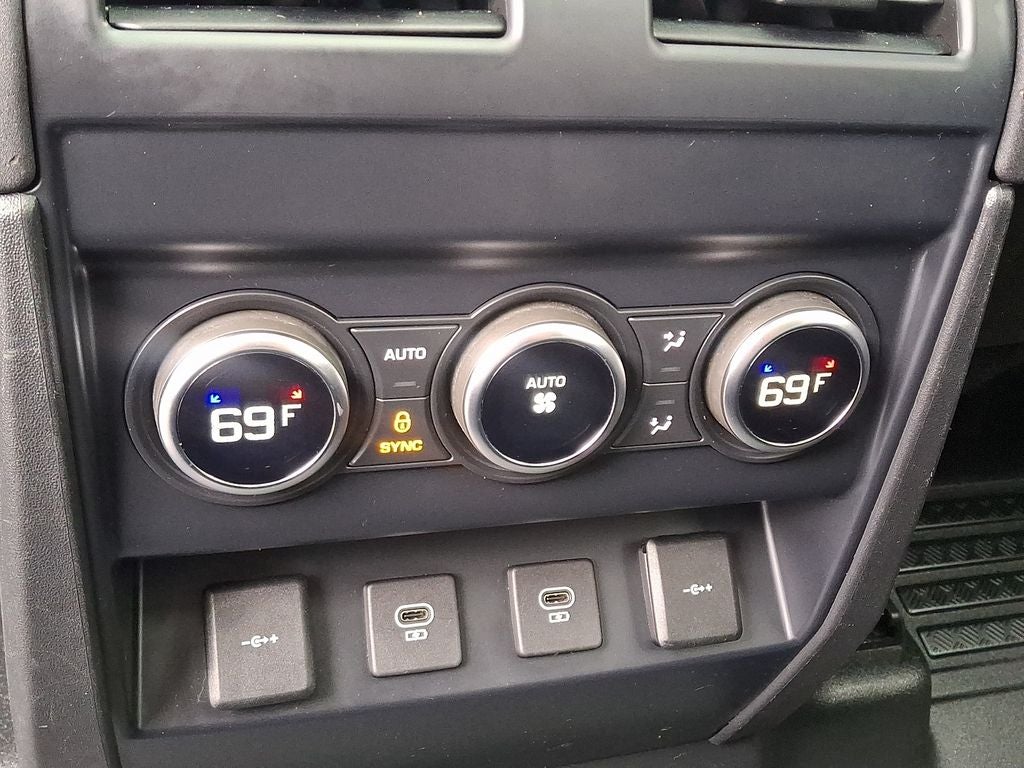 2022 Land Rover Defender 110 S