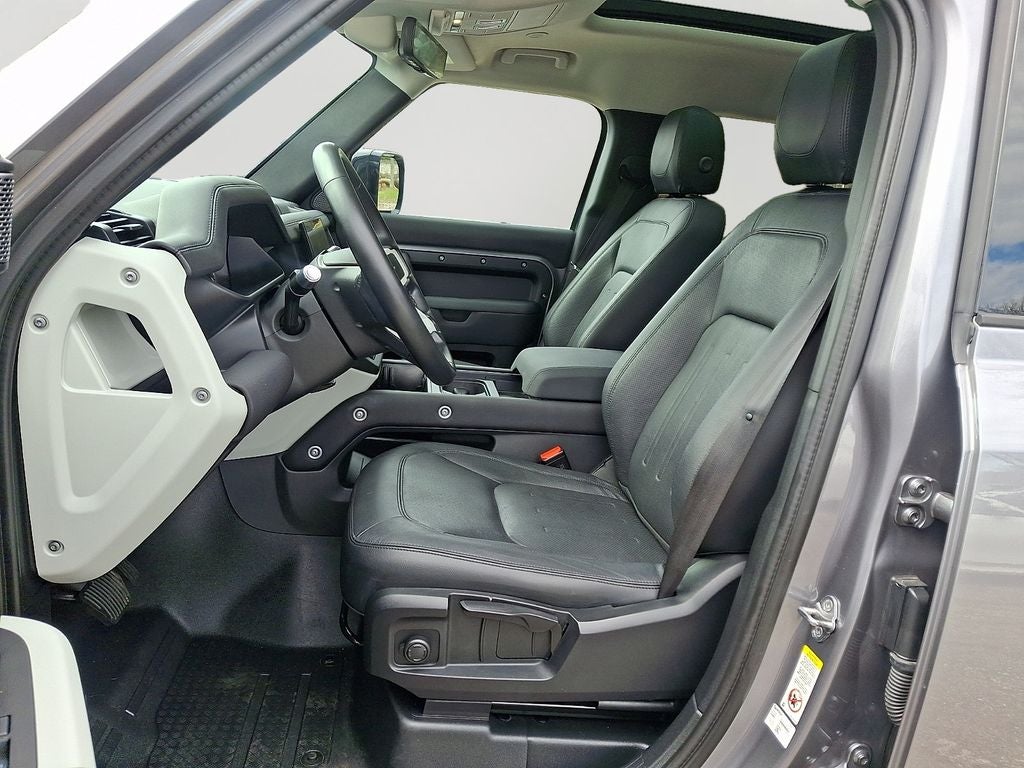 2022 Land Rover Defender 110 S