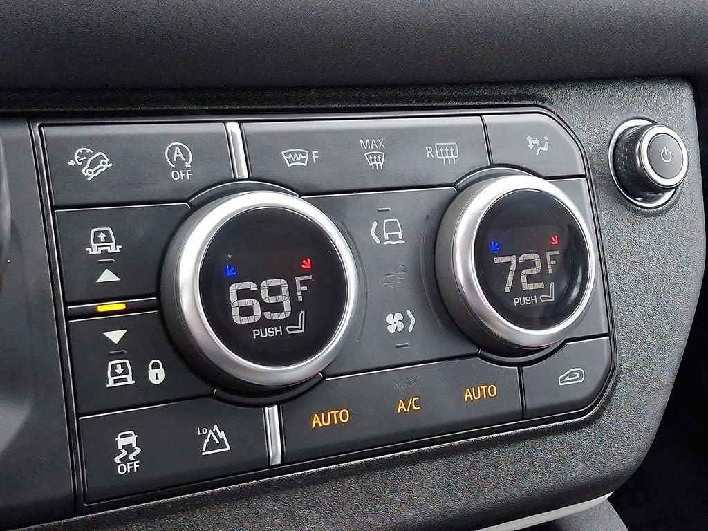 2022 Land Rover Defender 110 S