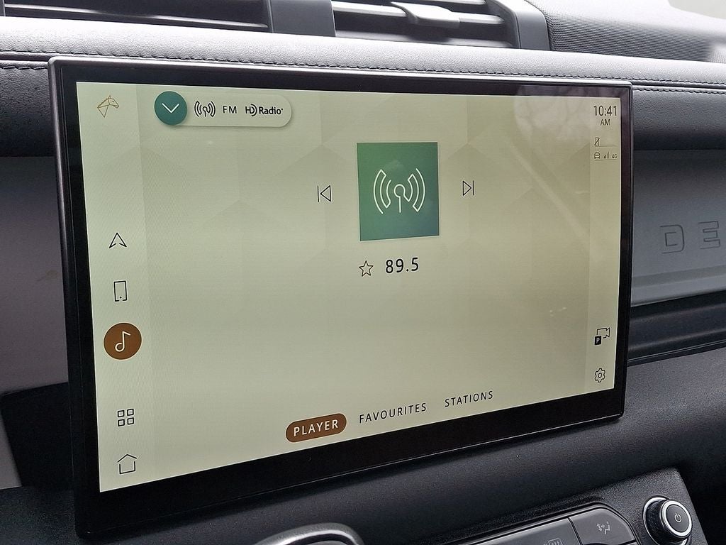 2022 Land Rover Defender 110 S