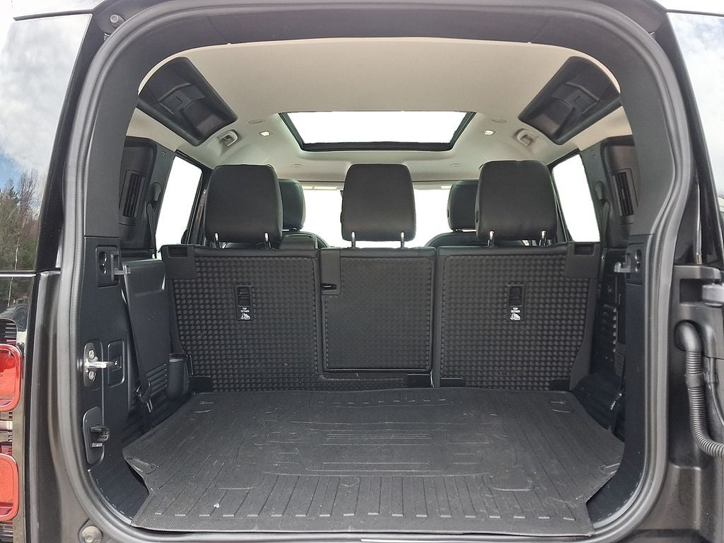 2022 Land Rover Defender 110 S