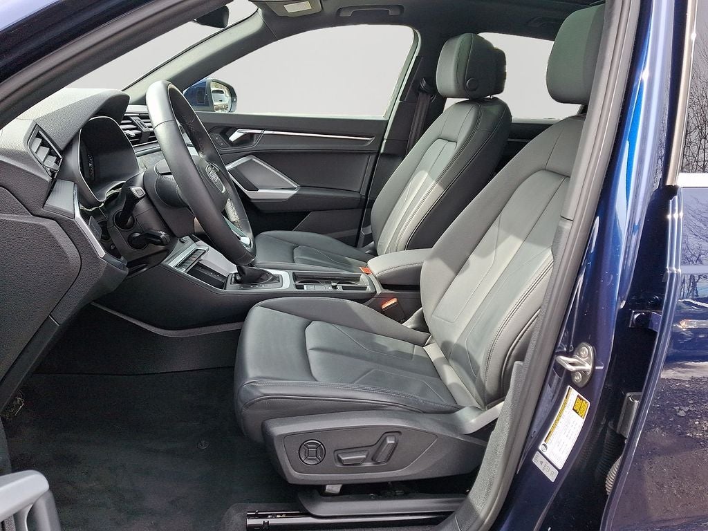 2021 Audi Q3 Premium quattro