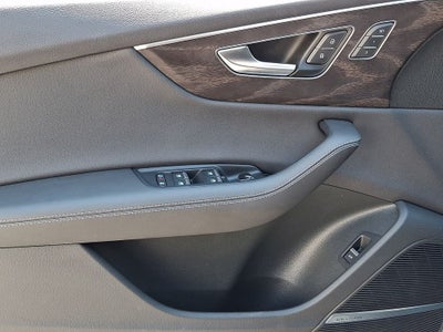 2023 Audi Q8 55 Premium Plus quattro