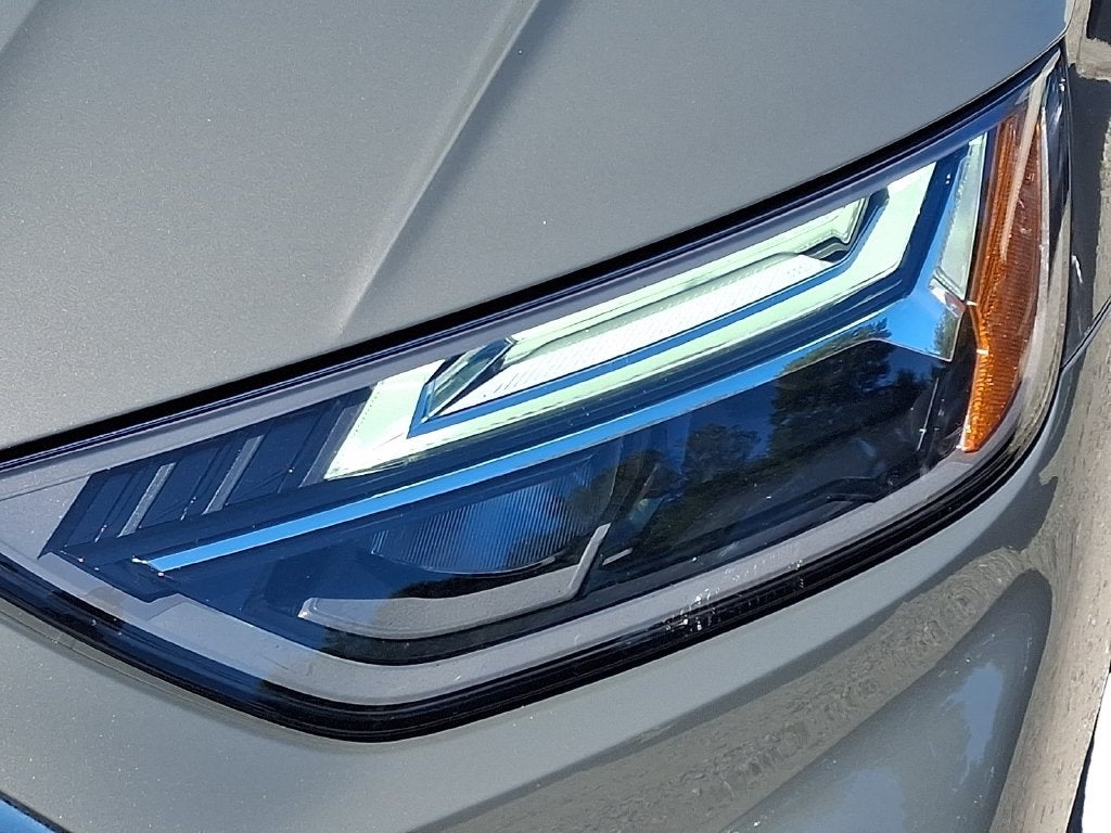2023 Audi Q5 45 S line Premium quattro