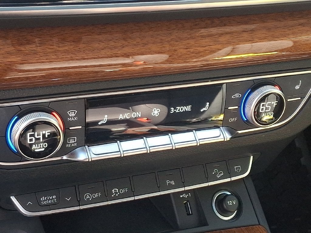 2023 Audi Q5 45 S line Premium quattro