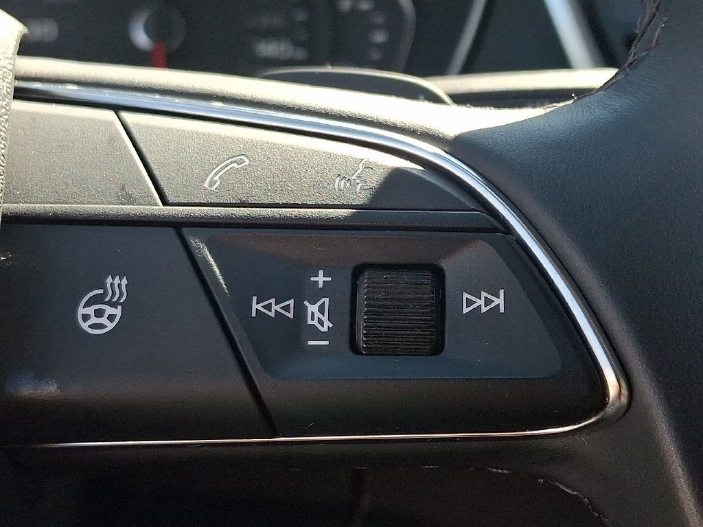 2023 Audi Q5 45 S line Premium quattro